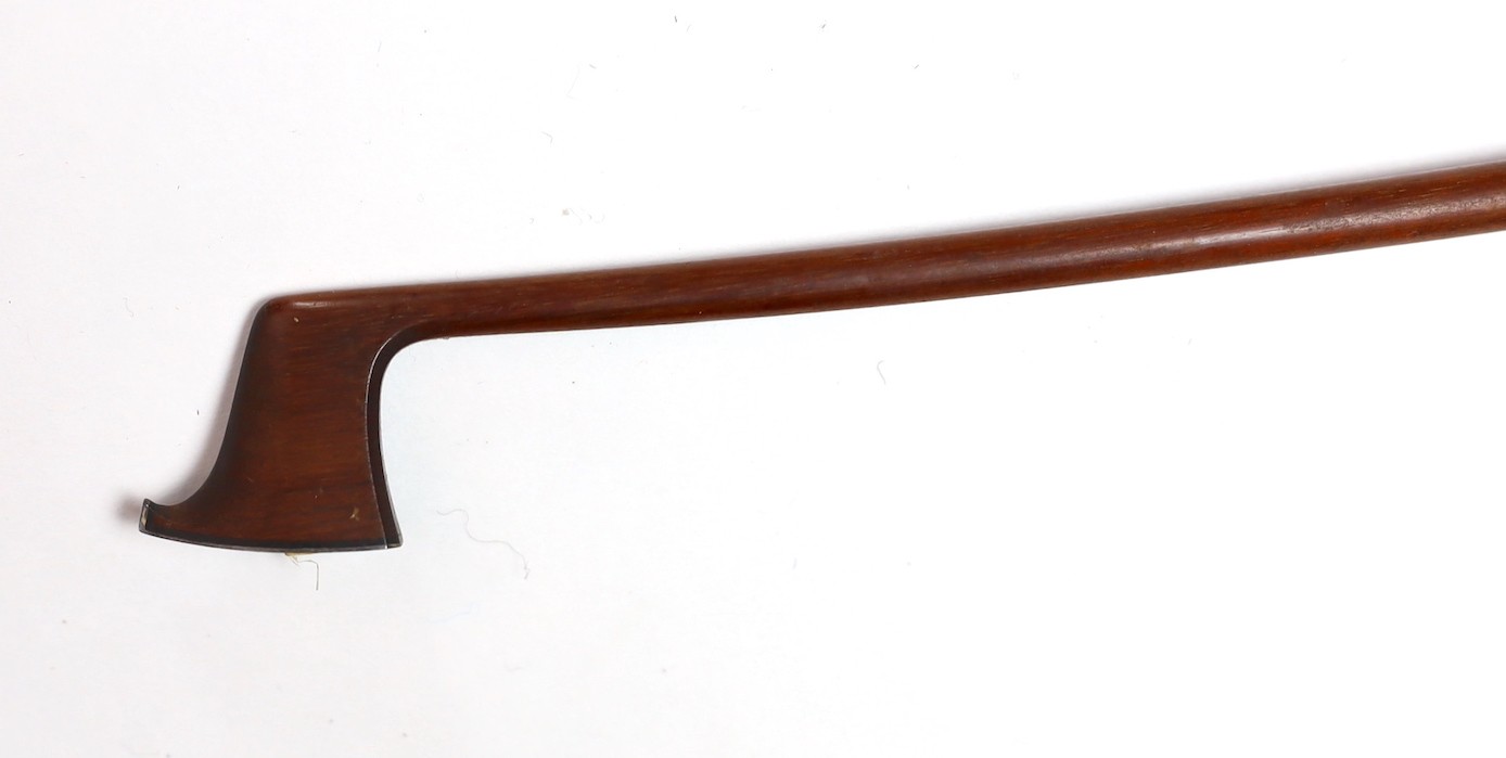 W.E.Hill & Son. An early 20th century violin bow, 74cm, violin back 37cm, overall is 59cm